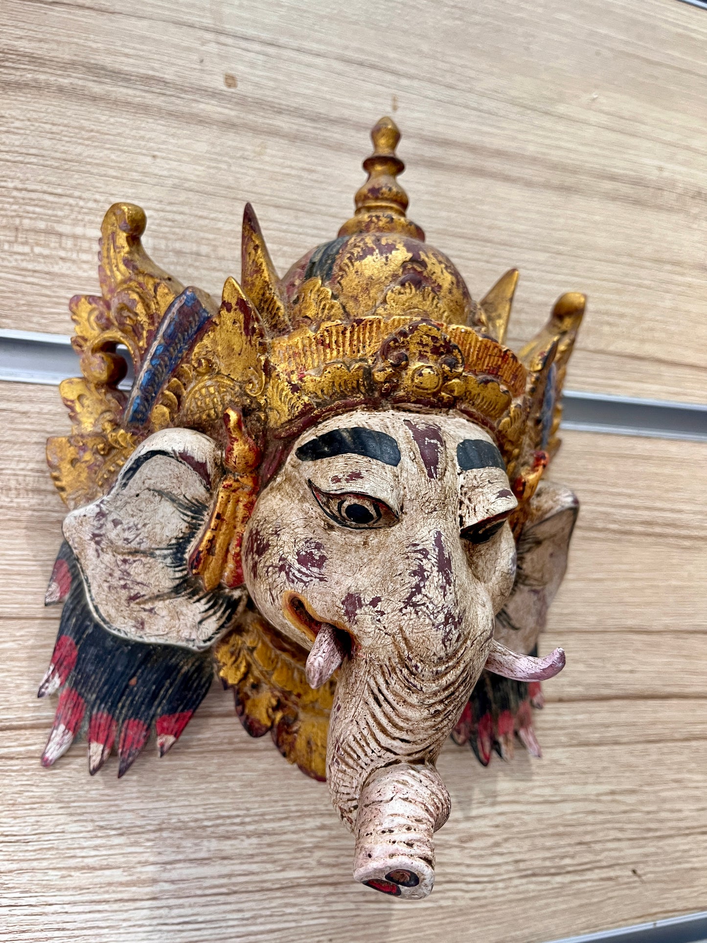 Wooden Ganesha Mask – Hand-Carved Hindu God Wall Sculpture | Balinese Spiritual Home Décor, handmade, gift, housewarming, wall decoration.