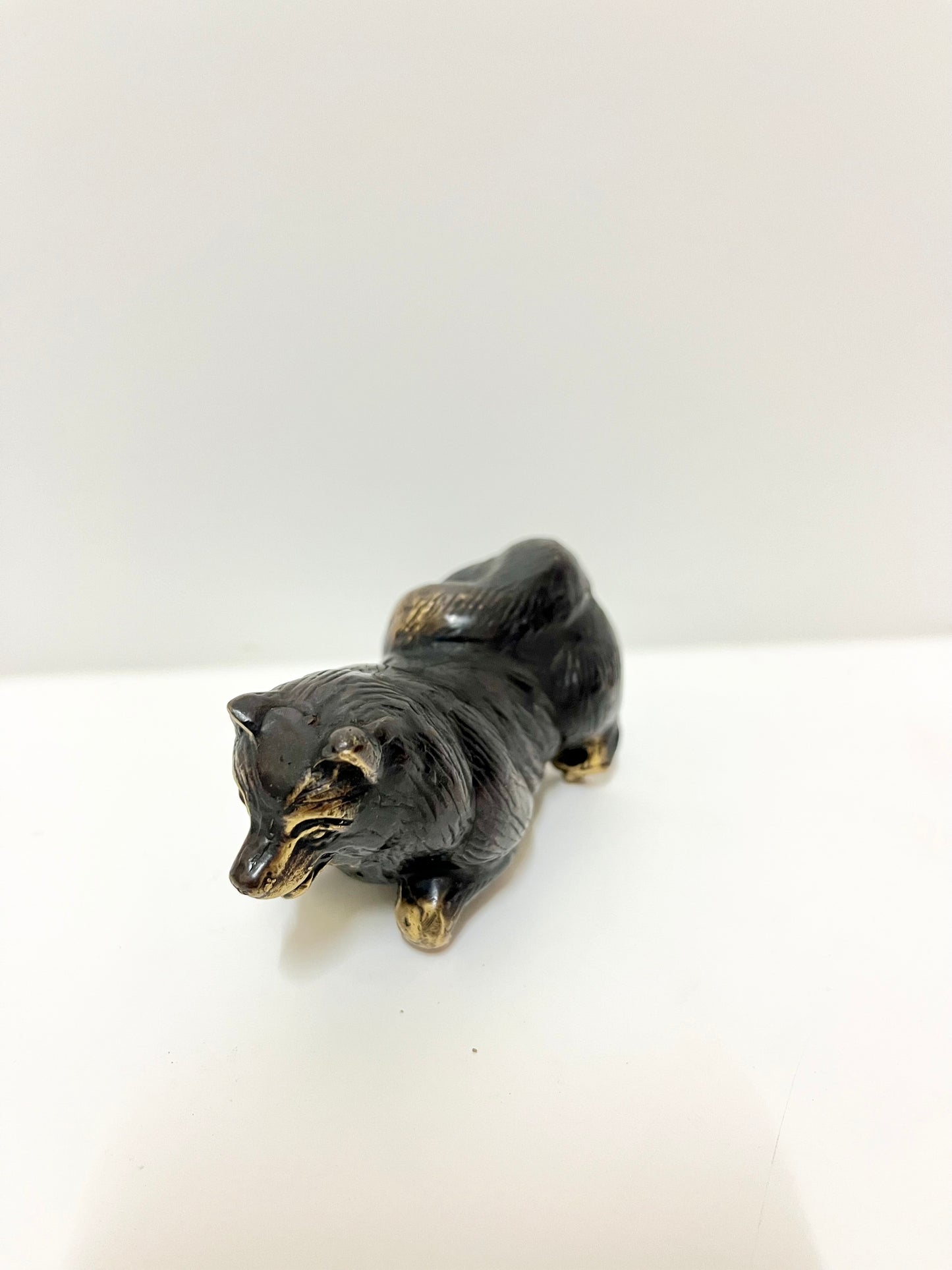 Bronze Dog Figure – Handcrafted Balinese Miniature Sculpture