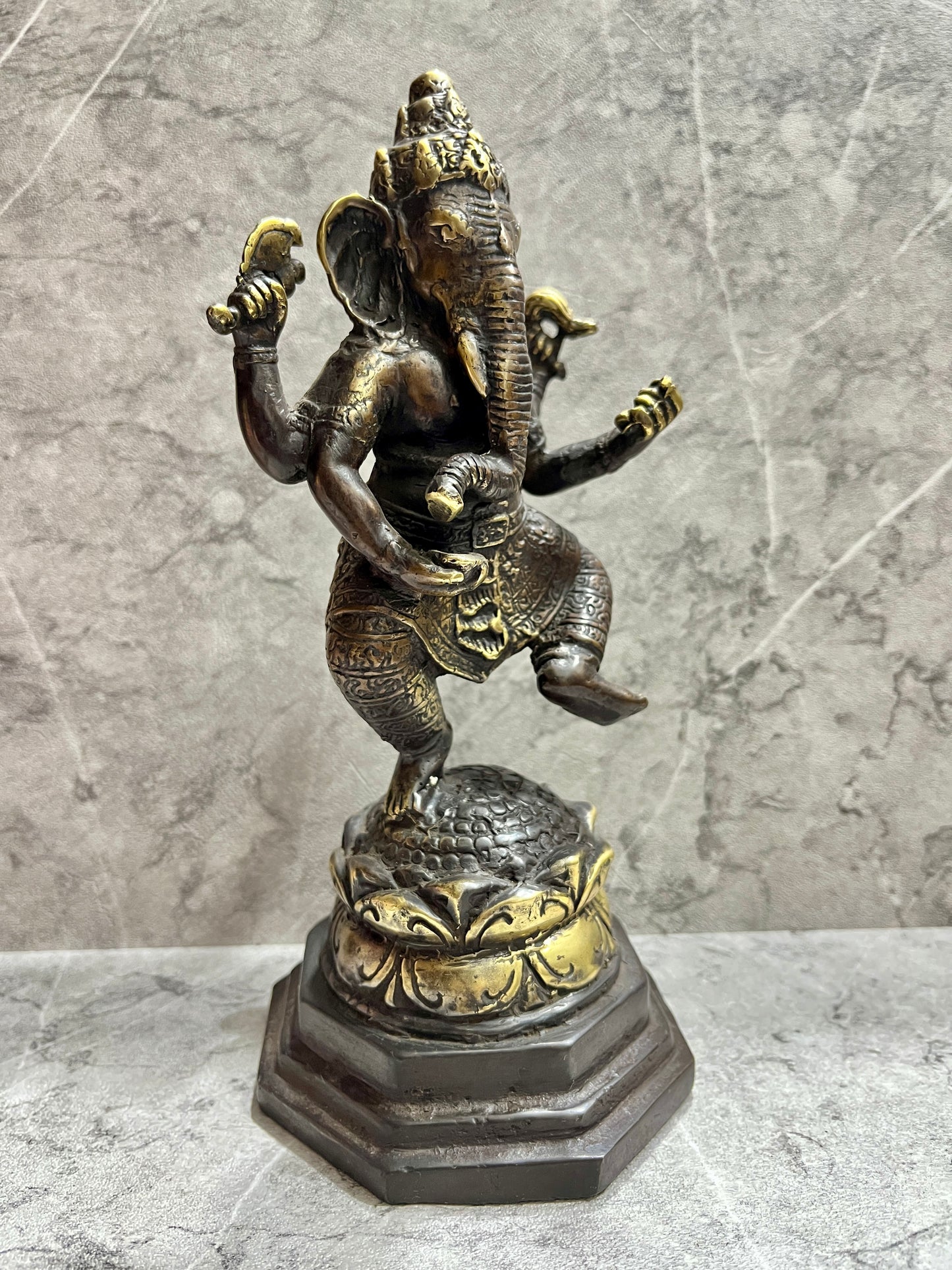 Bronze Ganesha Statue: Balinese Hindu God Sculpture