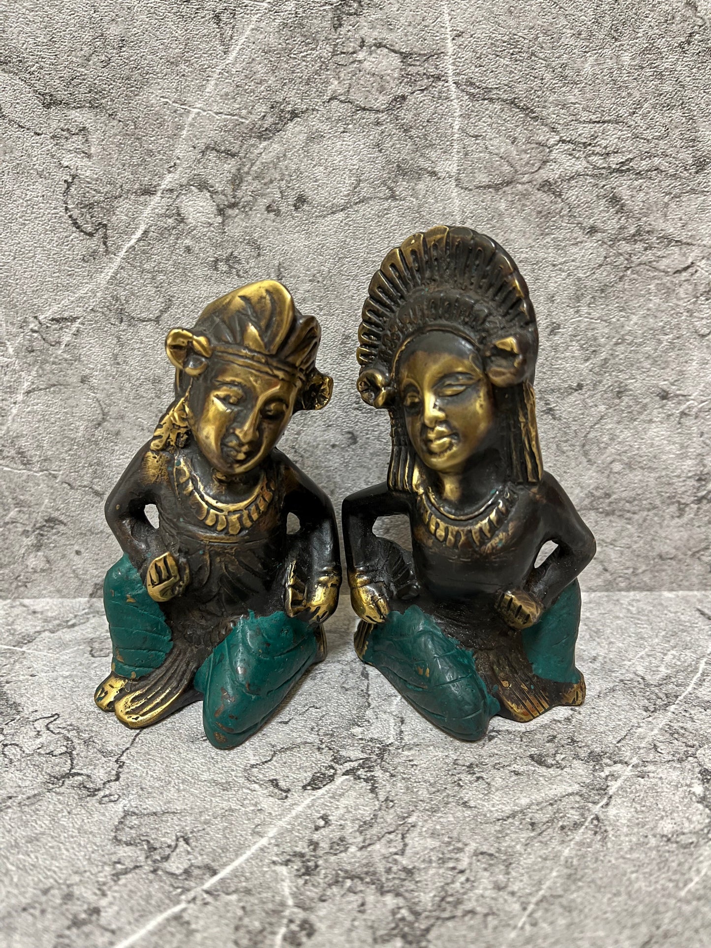 Bronze Balinese Wedding Couple Statue: Cultural Home Decor