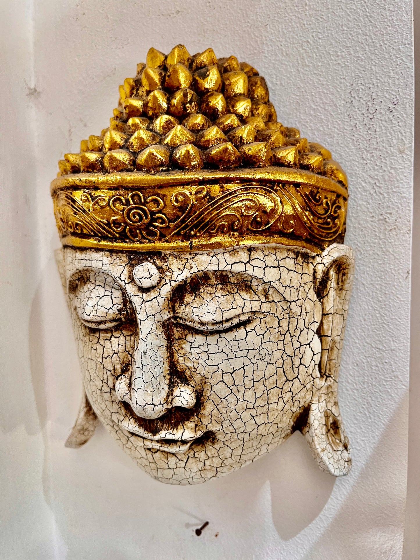 Wooden Buddha Mask – Hand-Carved Wall Sculpture, Home Décor, housewarming art, gift, villa decor, wall decoration, handmade.