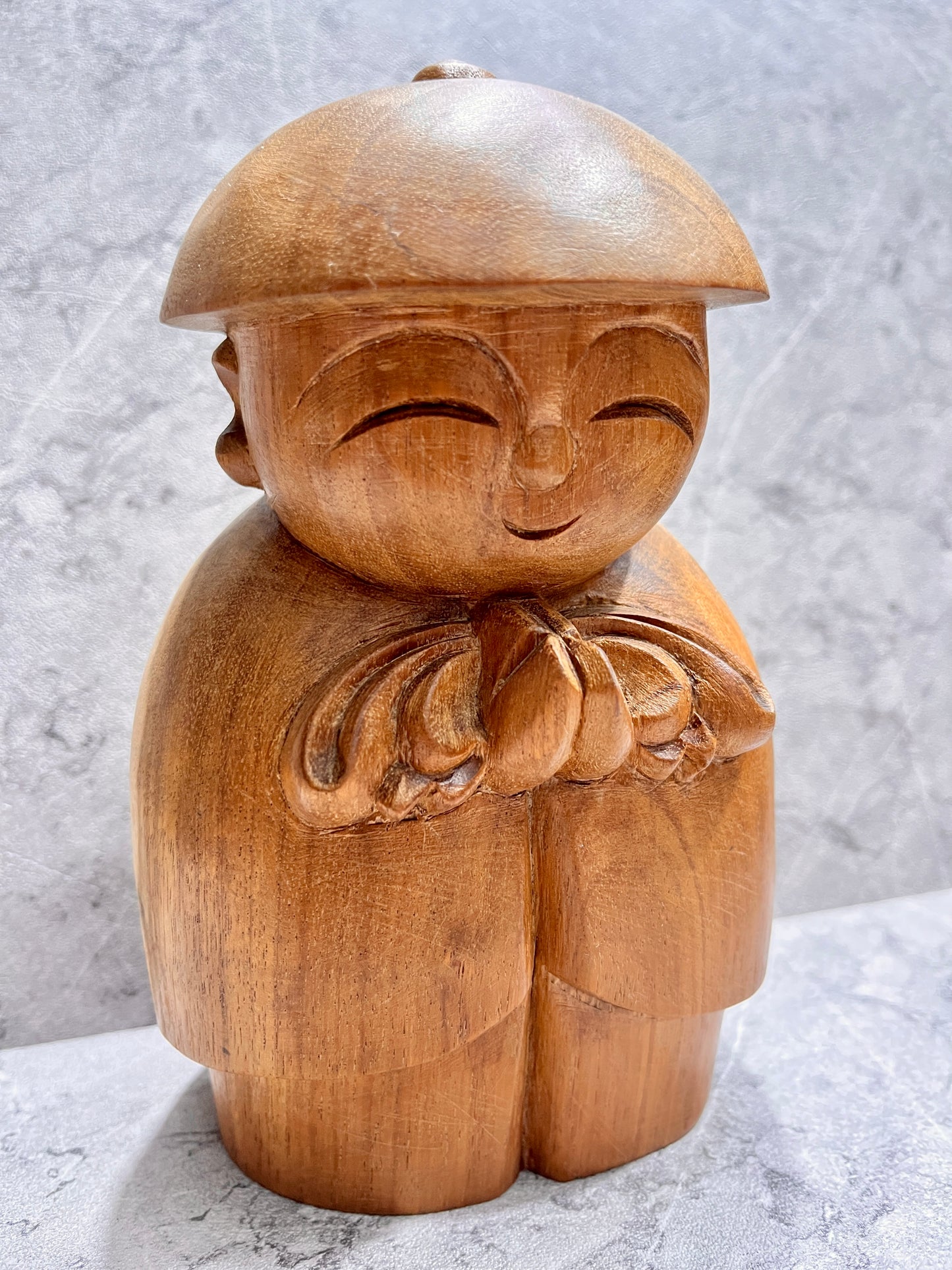 Wooden Jizo with Hat Statue – Hand-Carved Buddhist Sculpture, Housewarming Gift, Spiritual Home Decor, villa decoration art, garden decor.