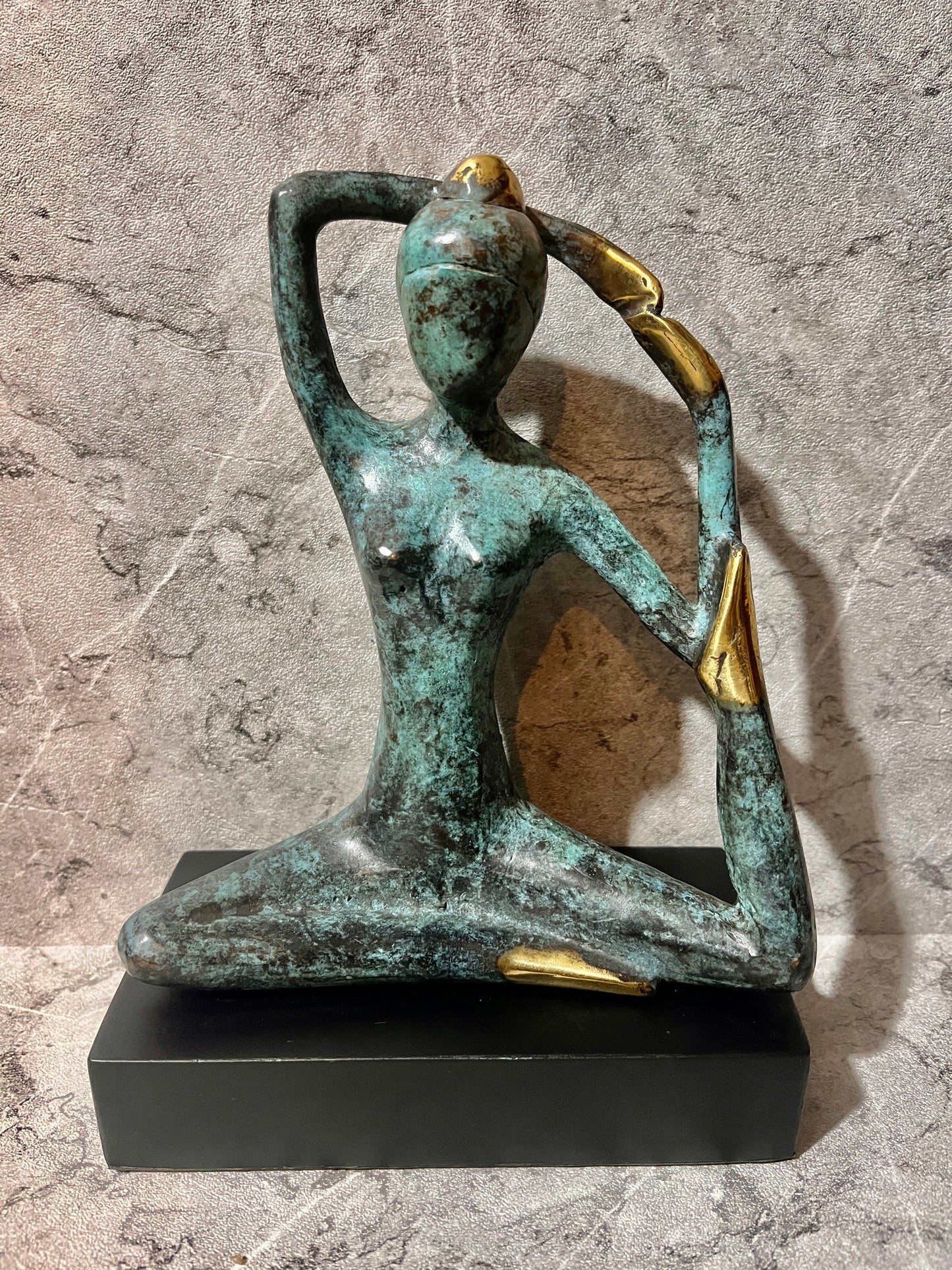 Bronze Woman Yoga Sculpture on Iron Stand – Handcrafted Balinese Art Figure Decoration