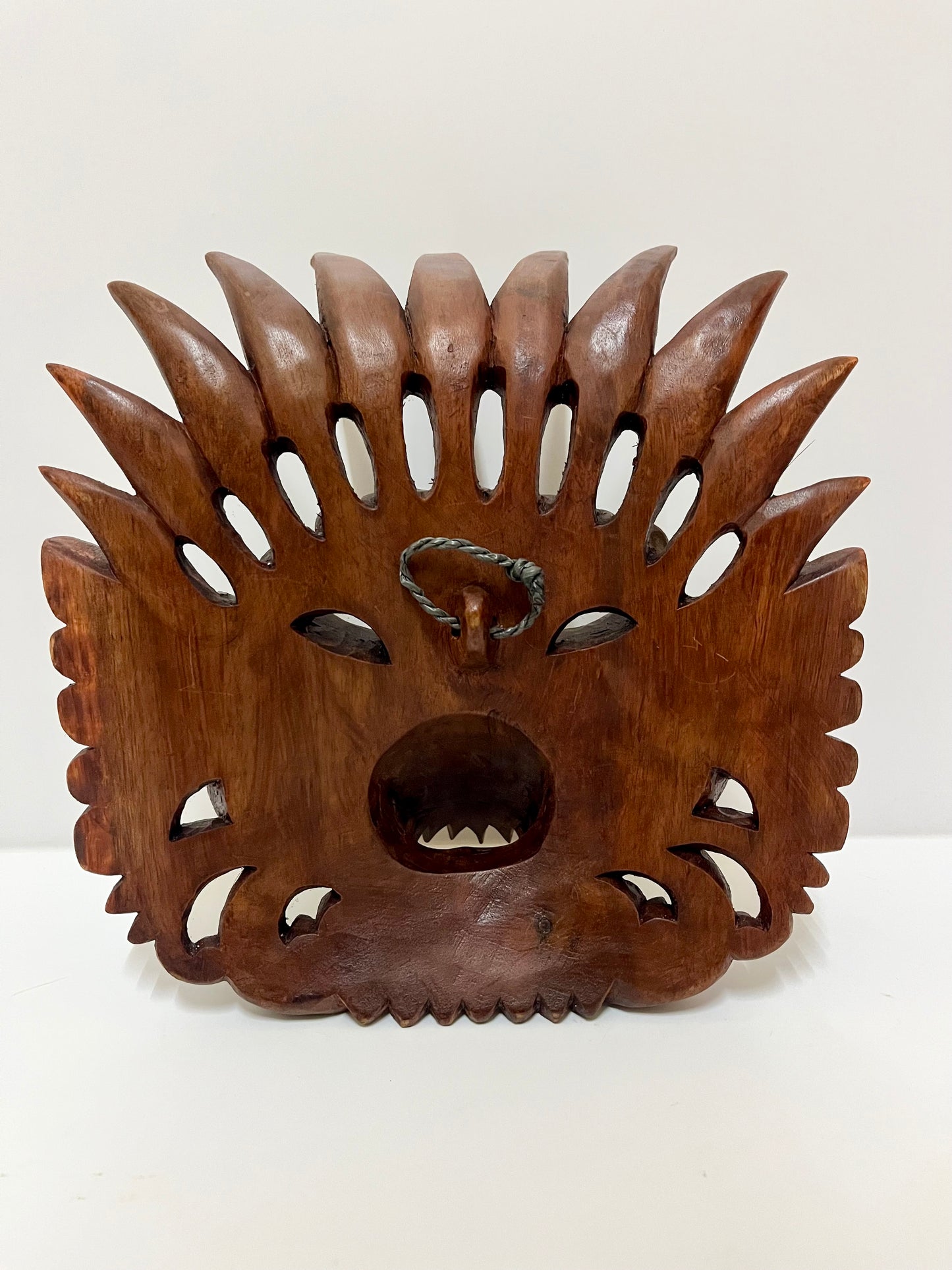 Hand-Carved Wooden Barong Mask: Balinese Wall Art, Protective Spirit