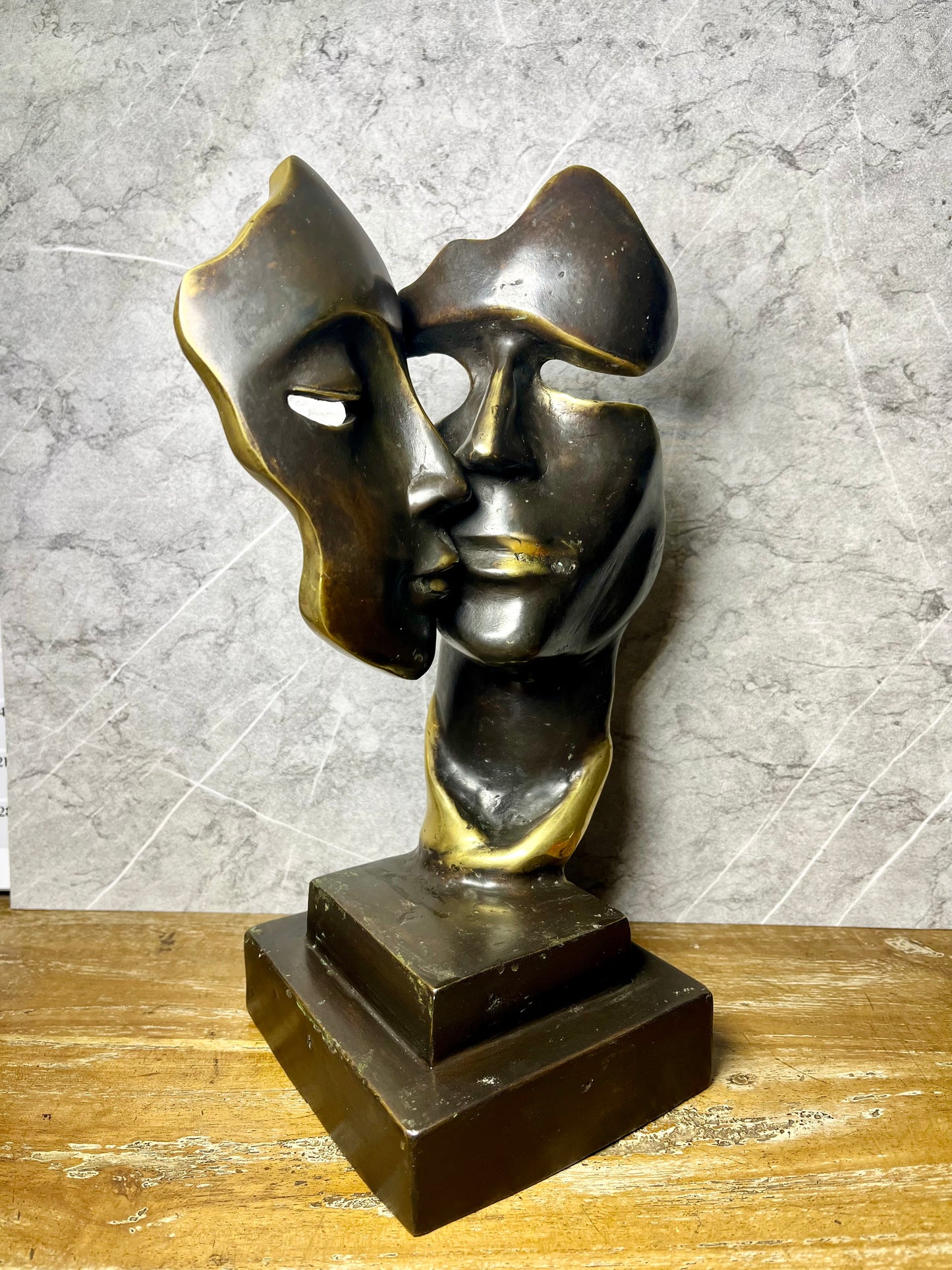 Bronze Abstract Couple Face Figure | Handmade Romantic Sculpture