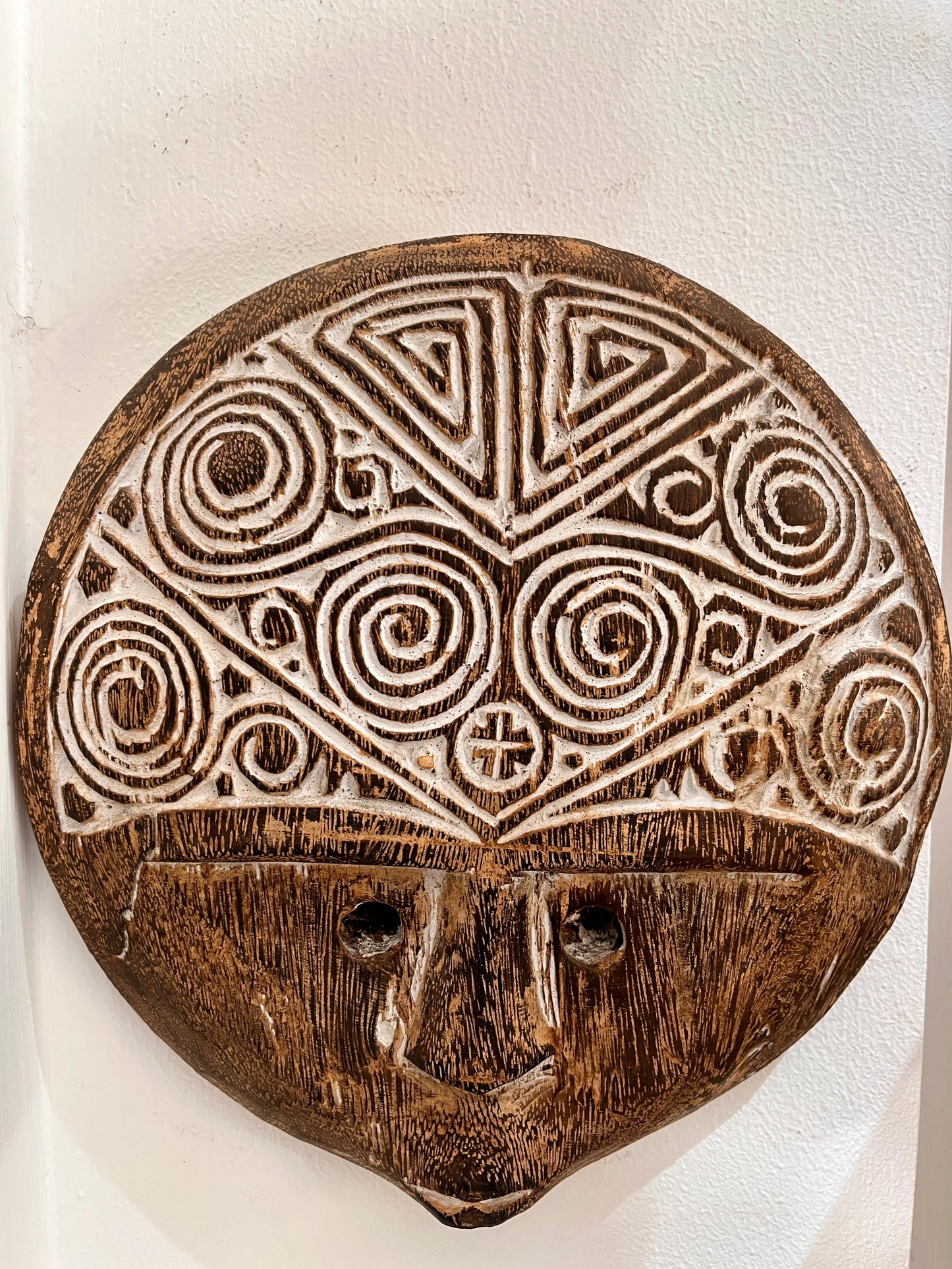 Wooden Timor Tribal Mask – Hand-Carved Wall Sculpture | handmade, gift, housewarming, wall decoration, handmade.