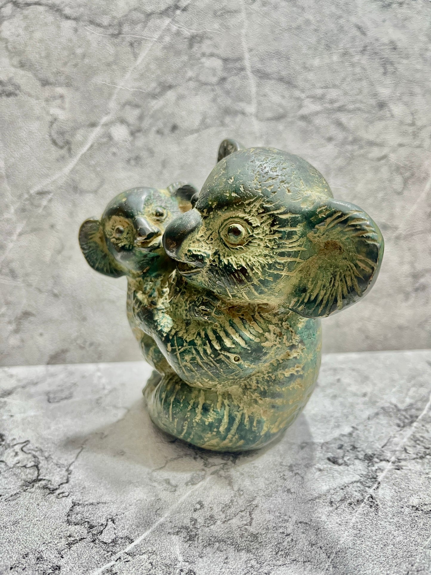 Handcrafted Bronze Mother and Baby Koala Sculpture - Balinese Wildlife Decor