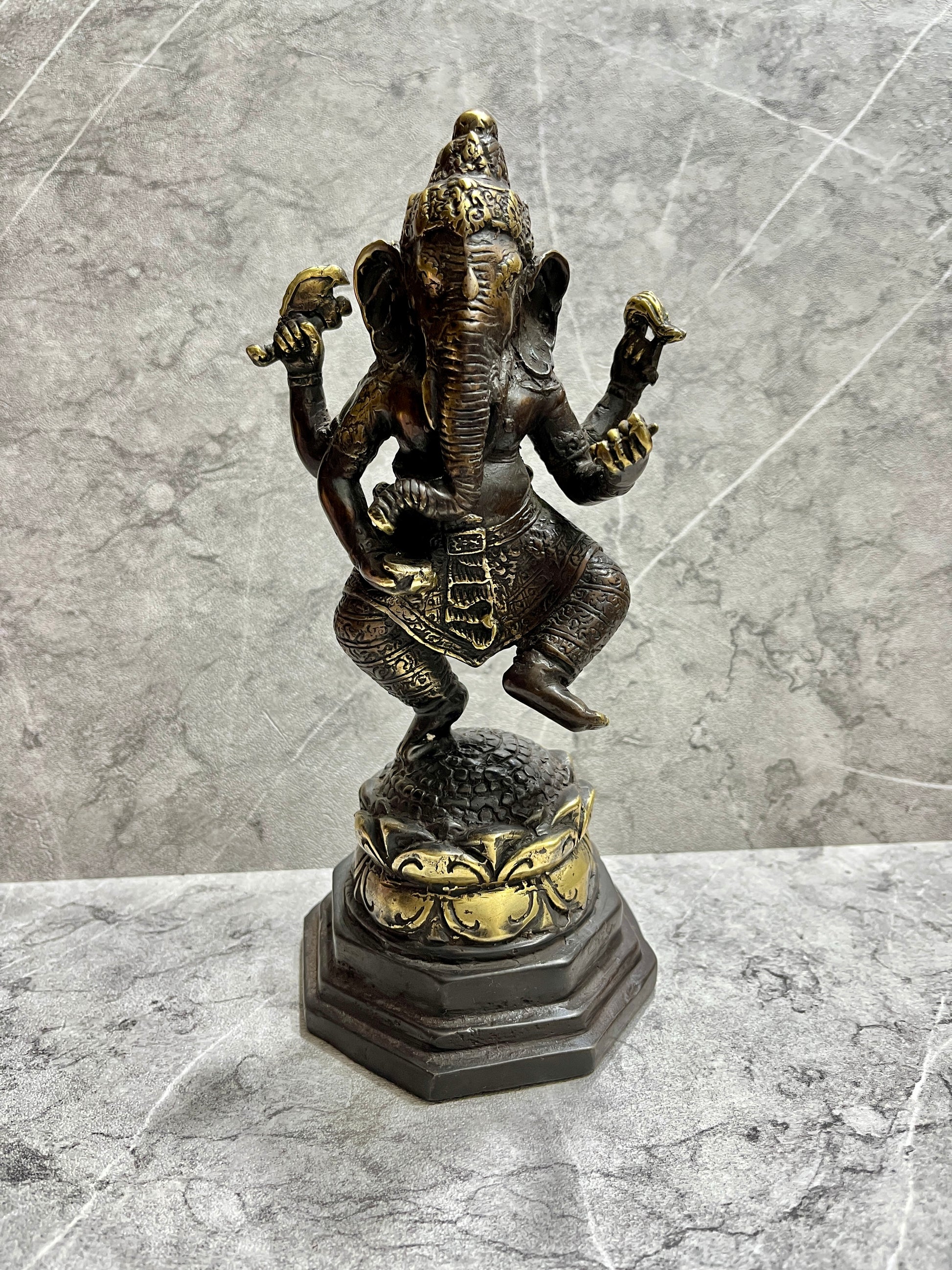 Bronze Ganesha Statue: Balinese Hindu God Sculpture