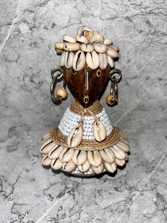 Wooden Sumba Statue – Tribal Seashell Figure | Handcrafted Island Art Decoration