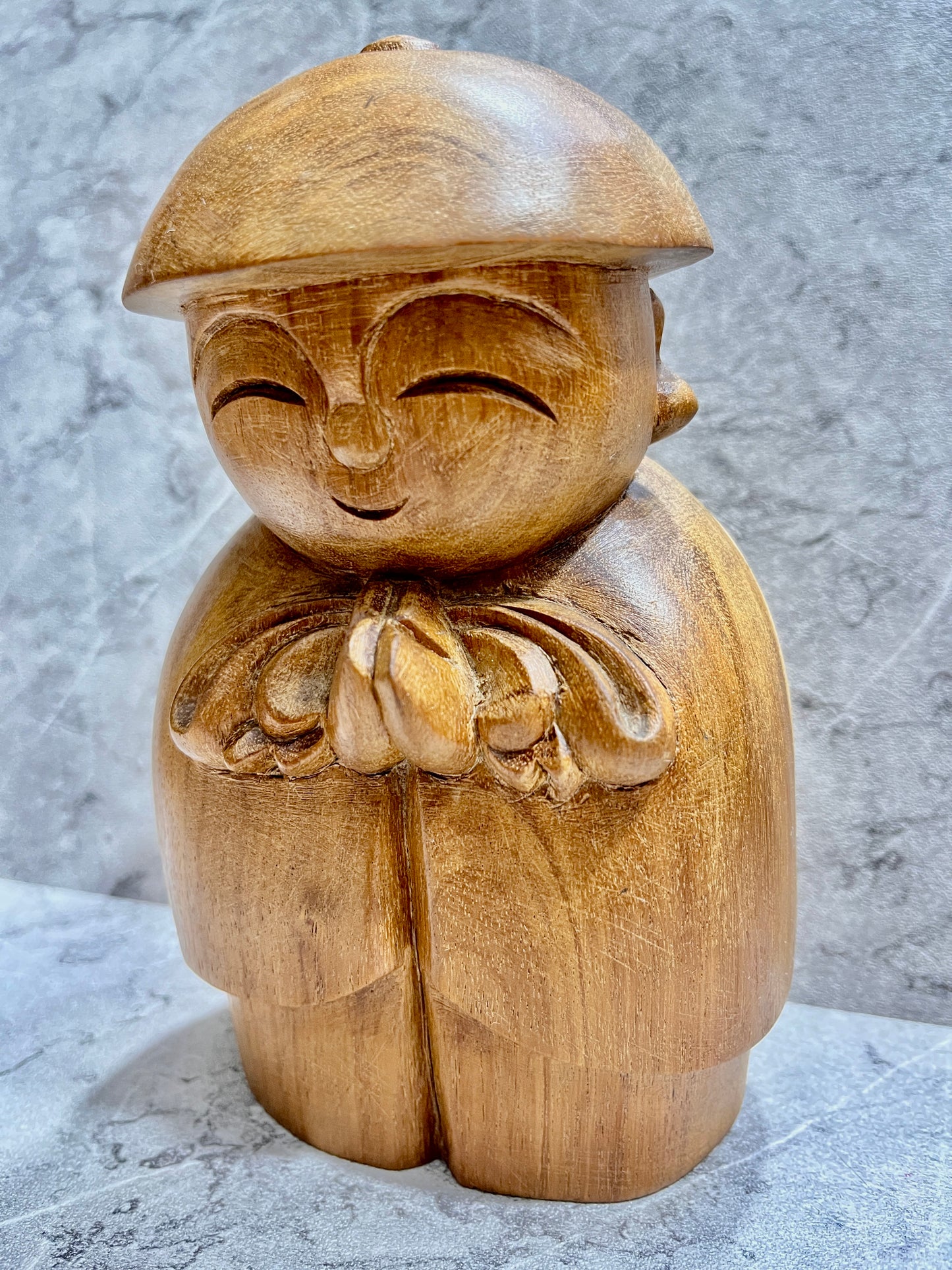 Wooden Jizo with Hat Statue – Hand-Carved Buddhist Sculpture, Housewarming Gift, Spiritual Home Decor, villa decoration art, garden decor.