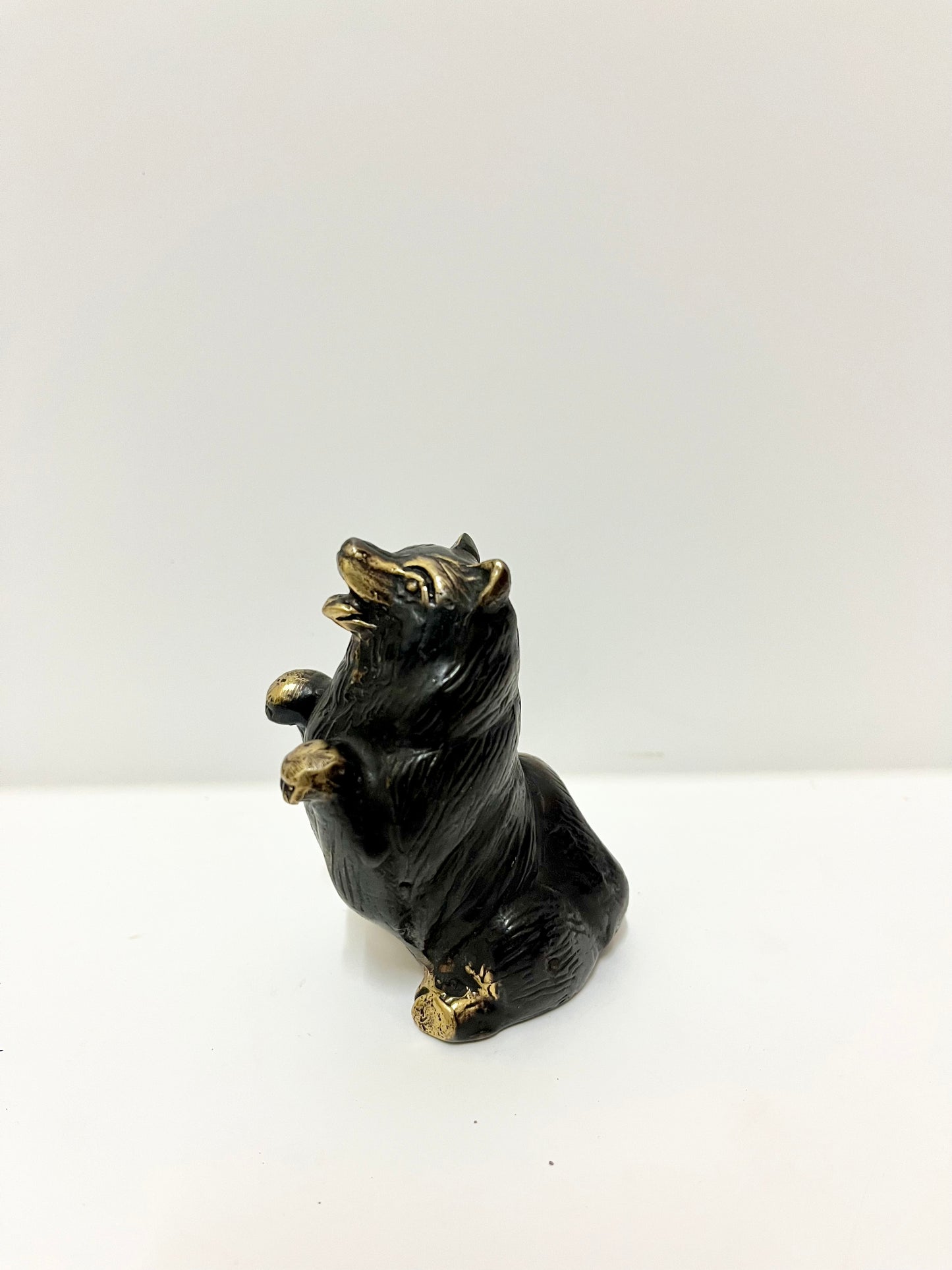 Bronze Dog Figure – Handcrafted Balinese Miniature Sculpture
