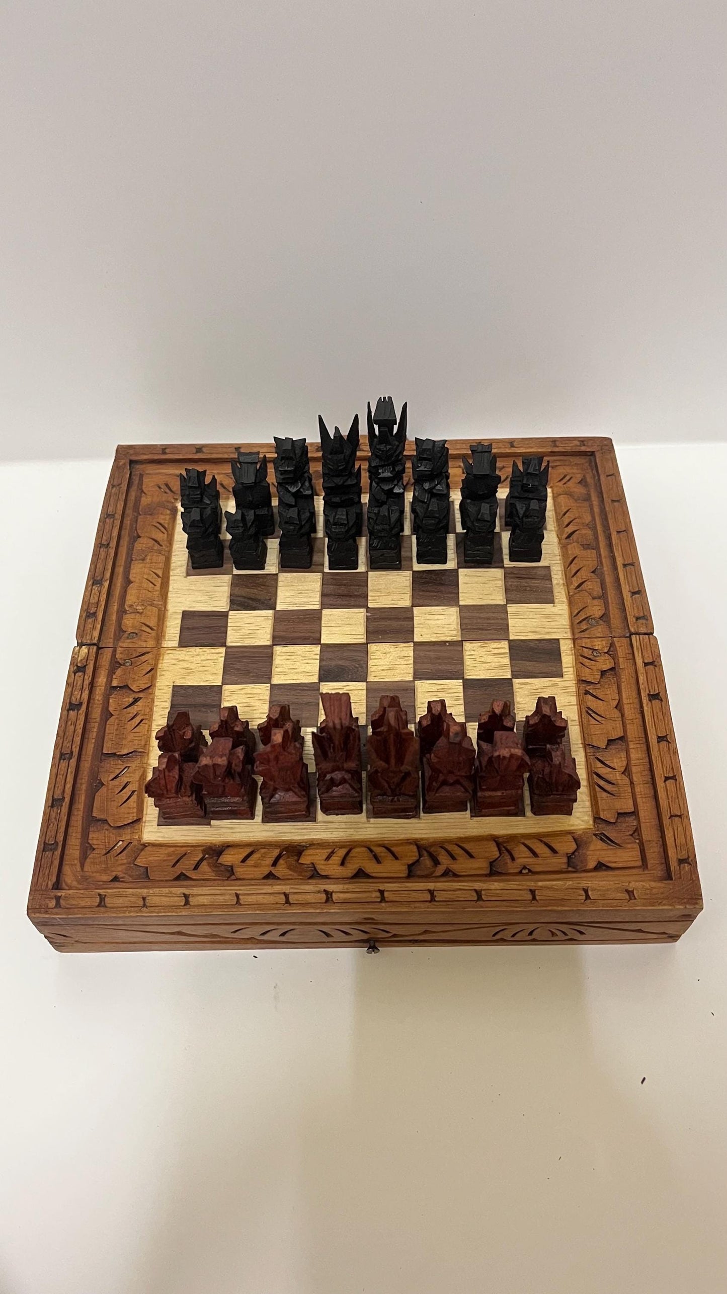 Hand-Carved Balinese Wood Chest: Artisan Keepsake Box with Chess Pawn