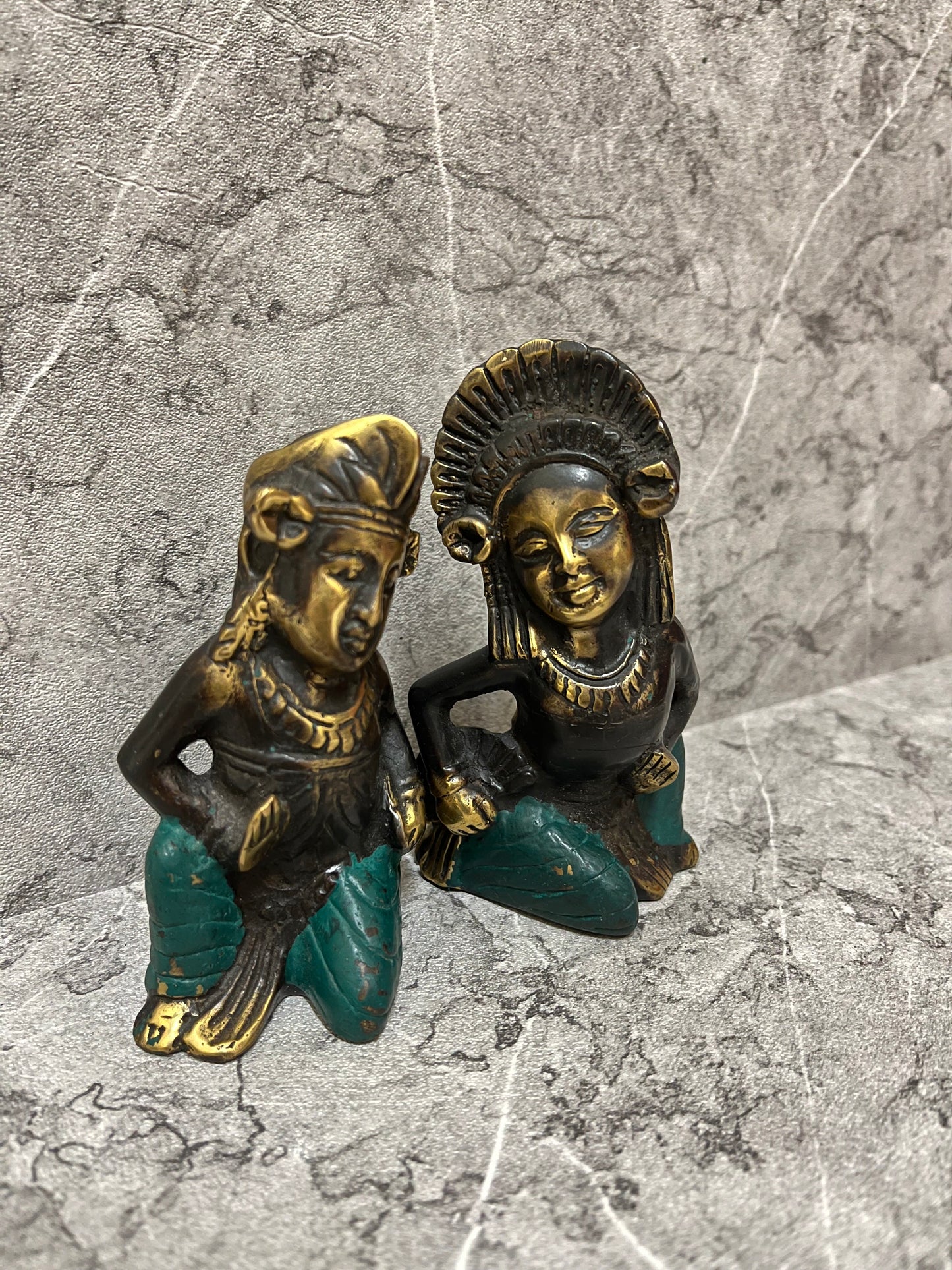 Bronze Balinese Wedding Couple Statue: Cultural Home Decor