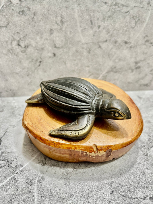 Bronze Leatherback Sea Turtle Figurine: Balinese Ocean Decor