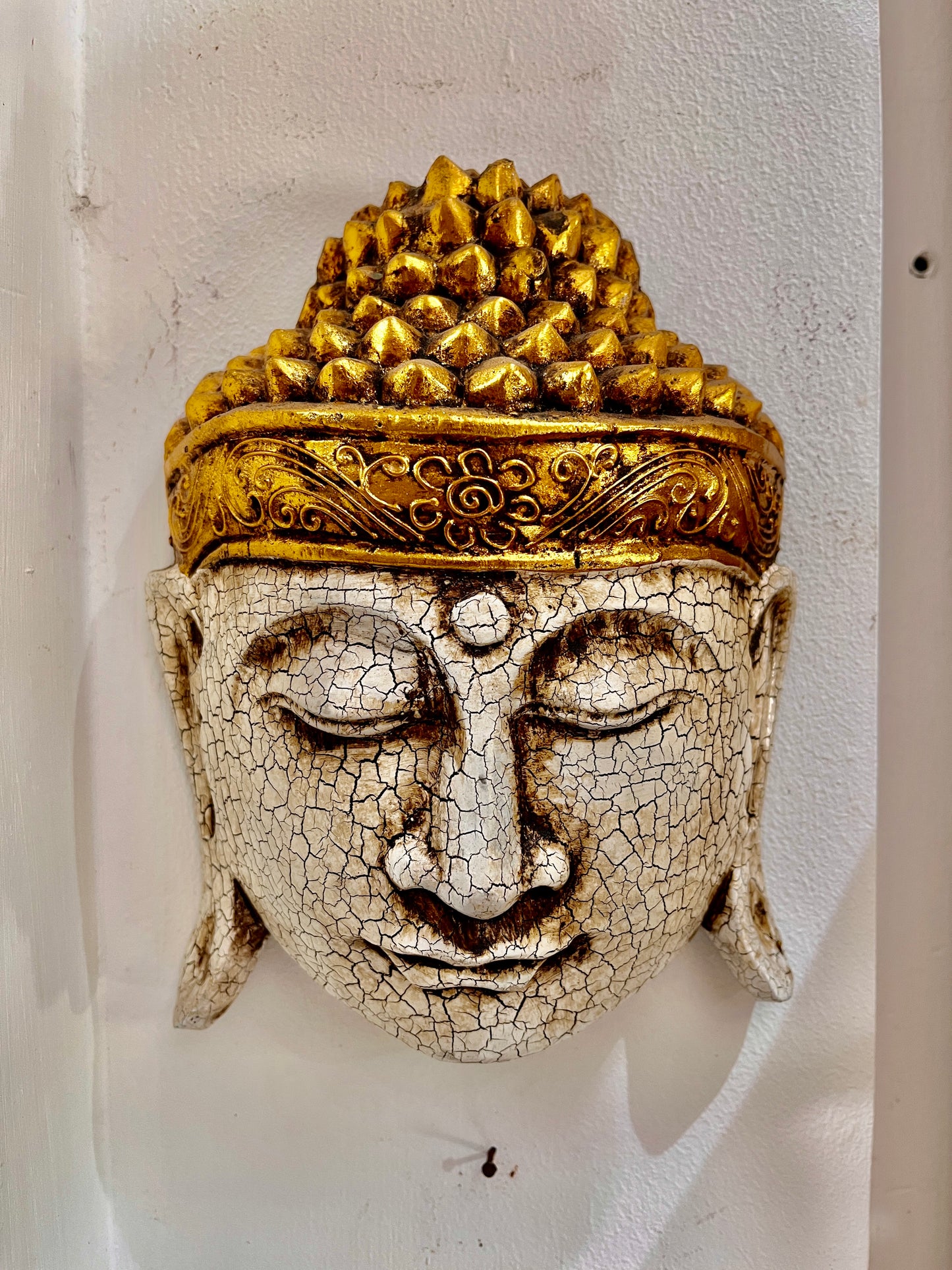 Wooden Buddha Mask – Hand-Carved Wall Sculpture, Home Décor, housewarming art, gift, villa decor, wall decoration, handmade.