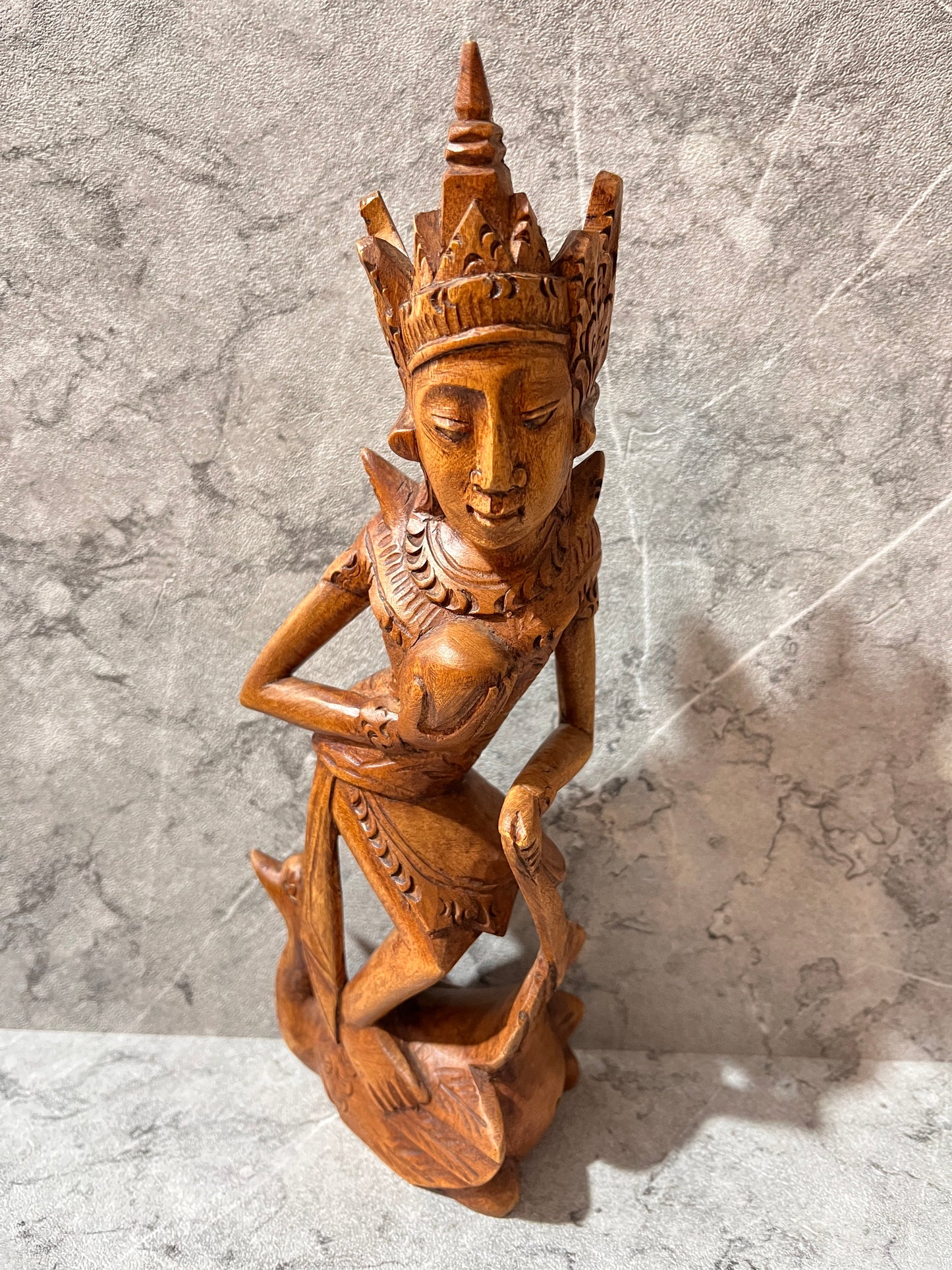 Wooden Balinese Traditional Woman Figure – Hand-Carved Sculpture | Elegant decor, handmade, gift, housewarming, home decor, handmade.