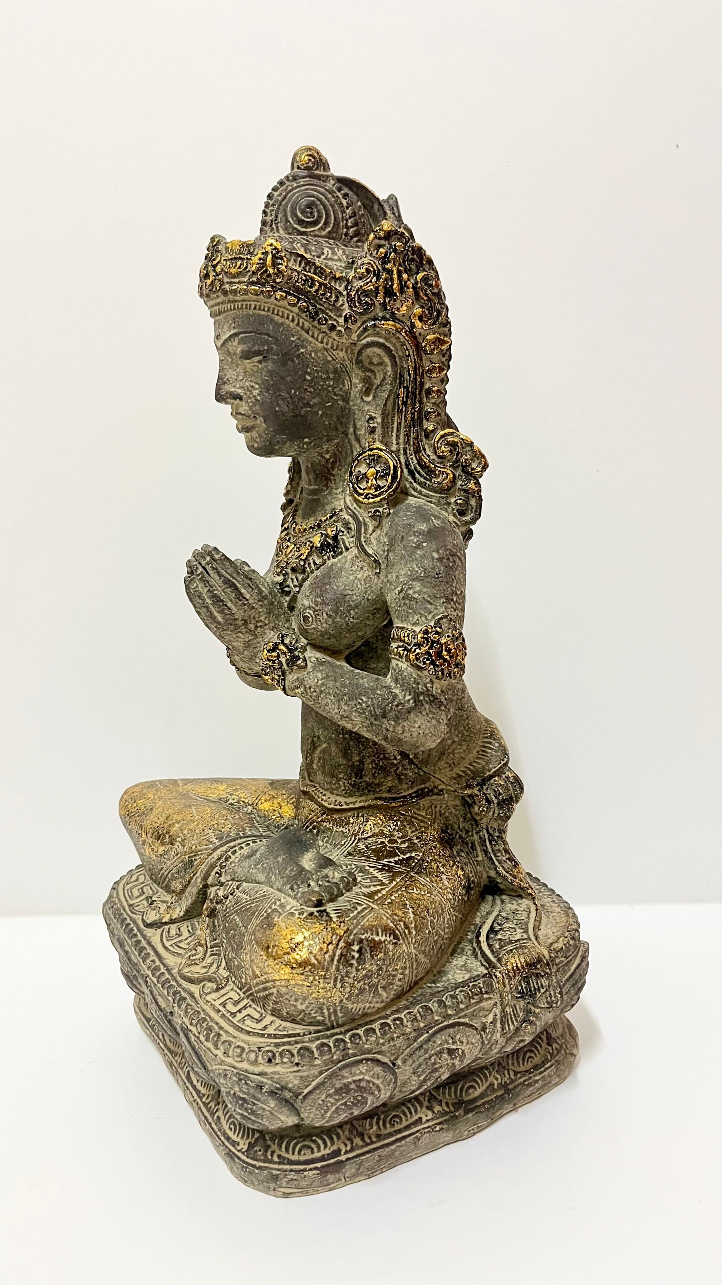 Goddess Tara Handcrafted Resin Statue – Balinese Spiritual Decor (16.1 inches)