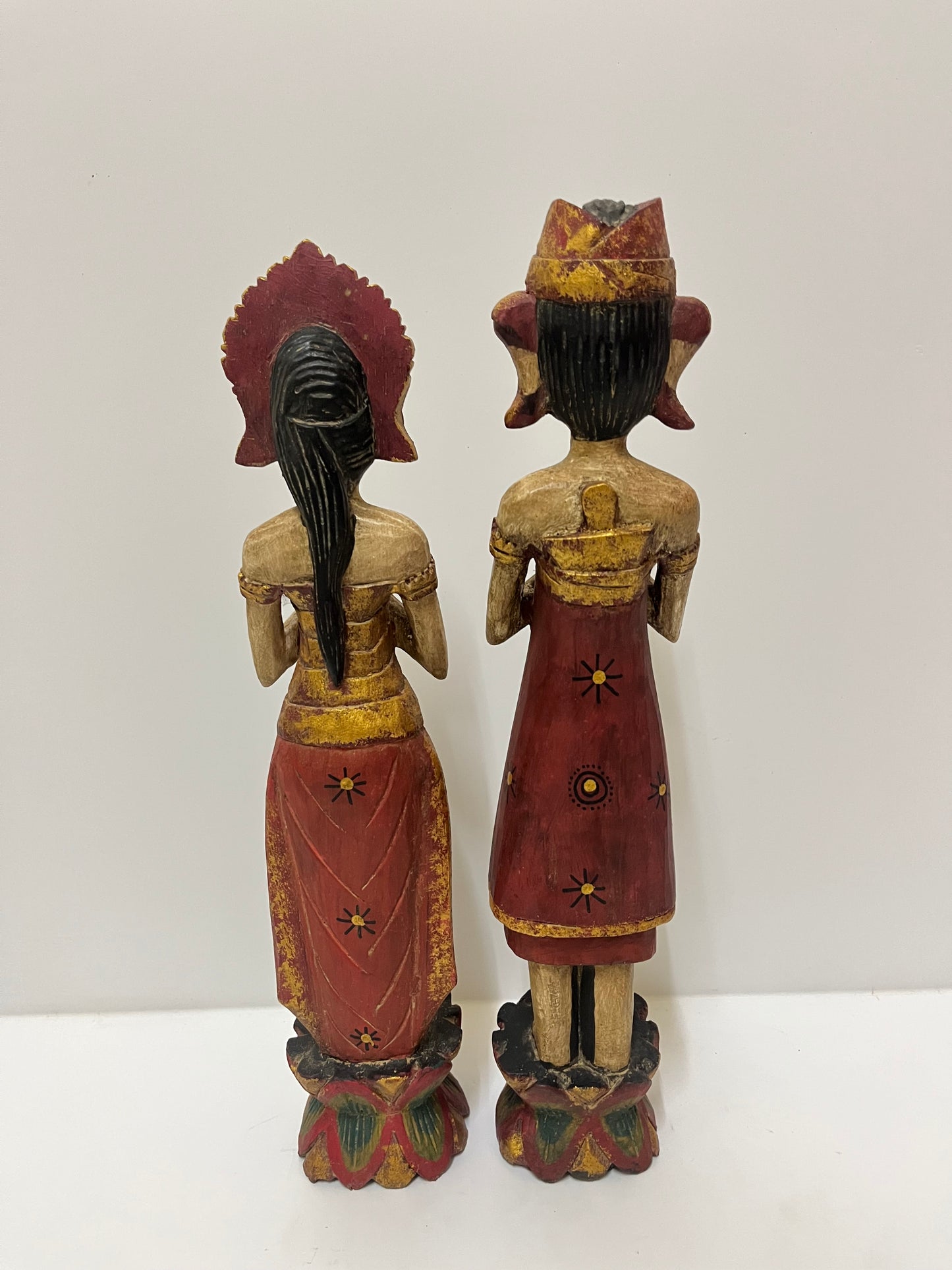 Wooden Balinese Wedding Couple Statue