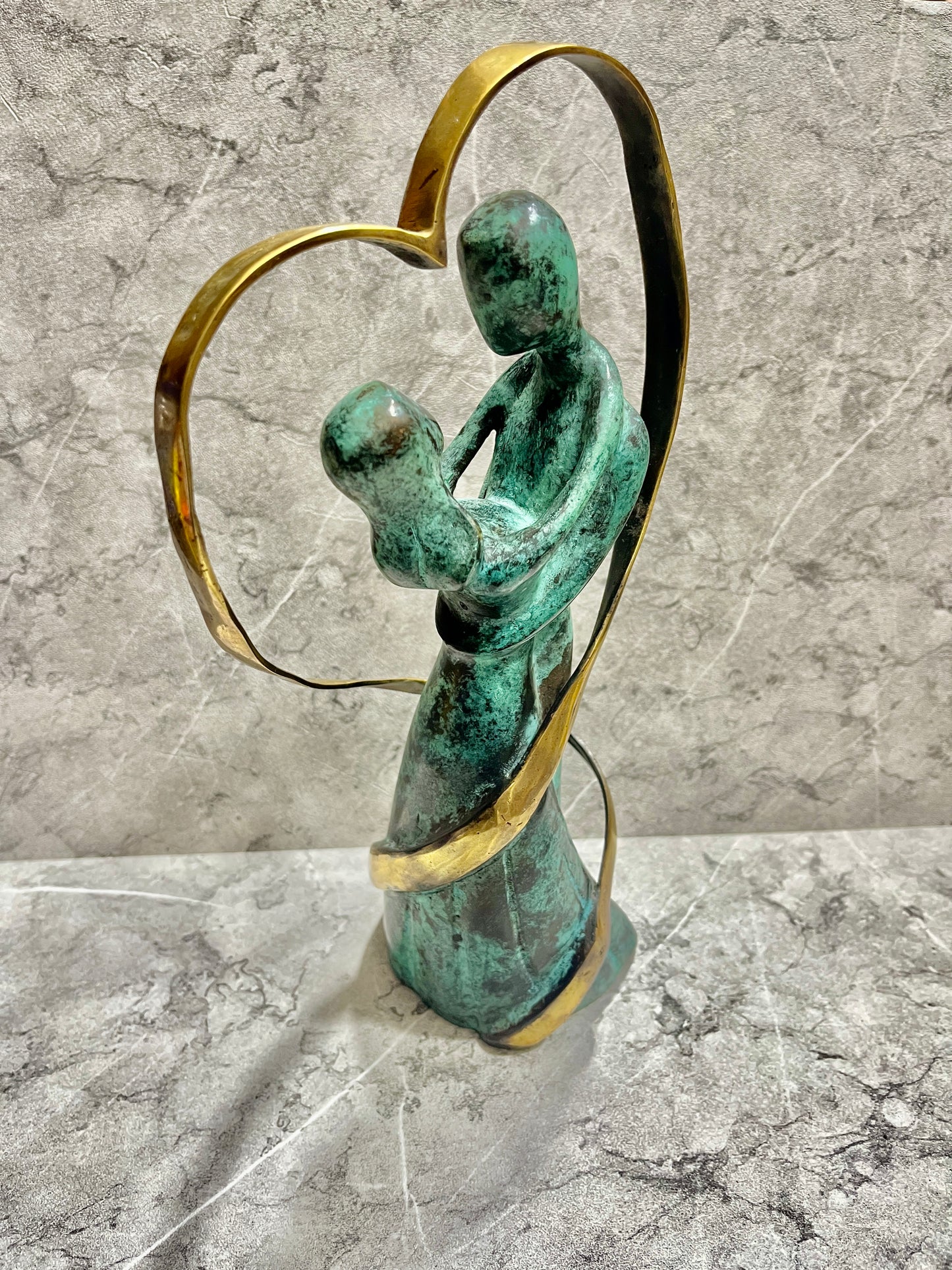 Balinese Bronze Love Couple Sculpture: Abstract Romantic Decor
