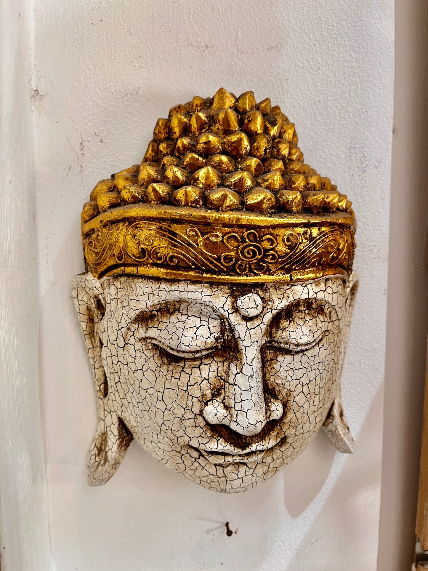 Wooden Buddha Mask – Hand-Carved Wall Sculpture, Home Décor, housewarming art, gift, villa decor, wall decoration, handmade.