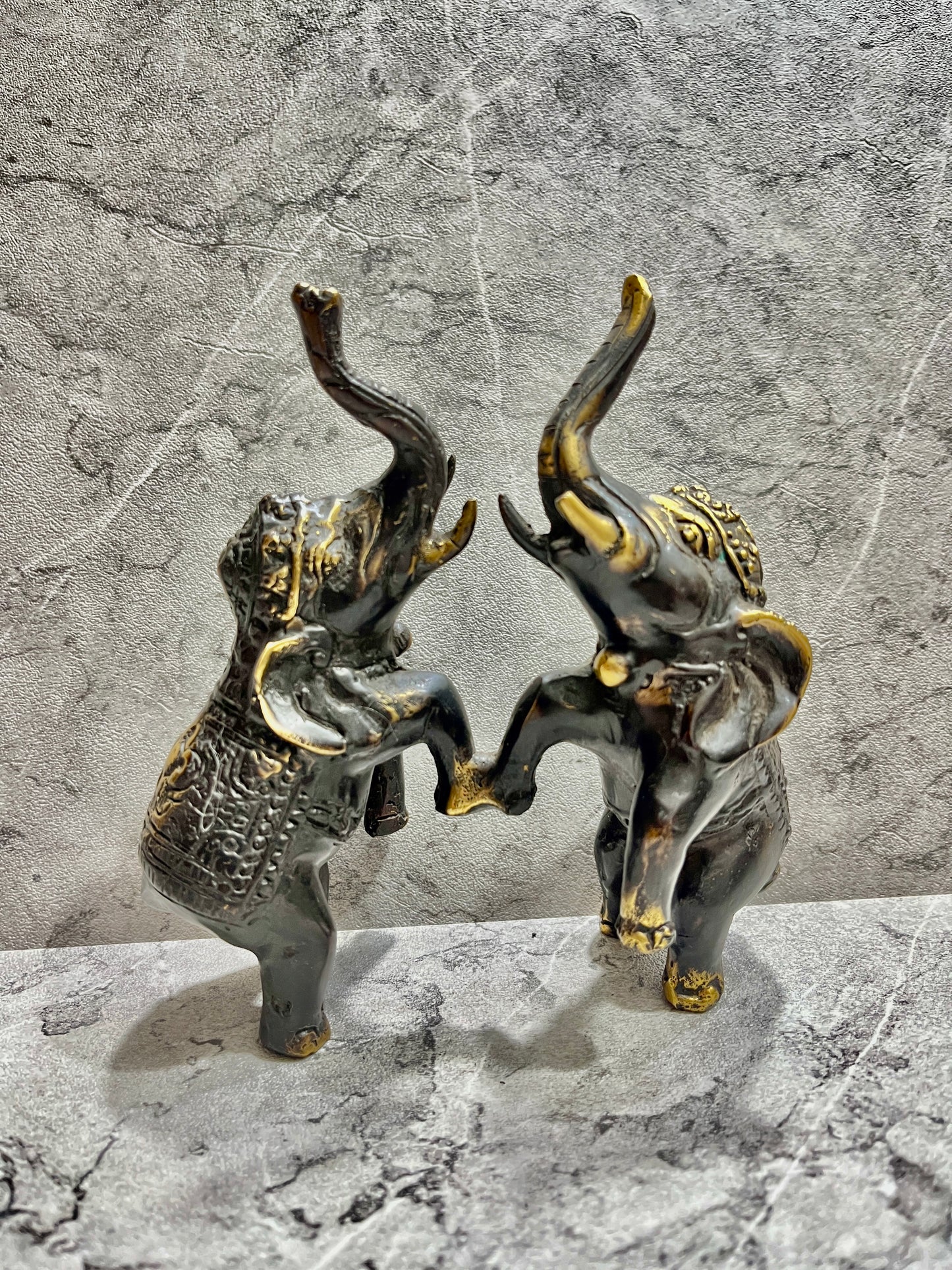 Handcrafted Bronze Elephant Sculpture: Balinese Patina Wildlife Decor