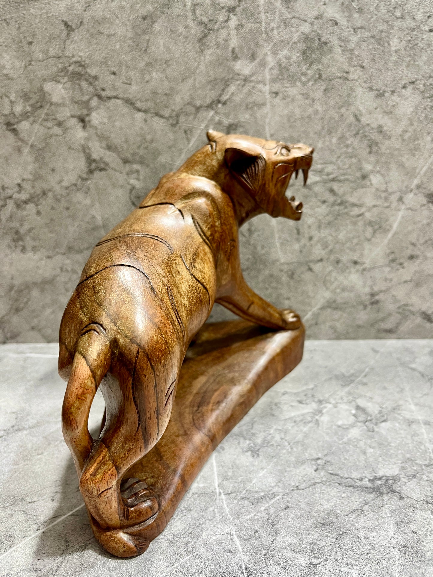 Hand-Carved Wooden Lion Sculpture: Balinese Jungle Art Home Decor