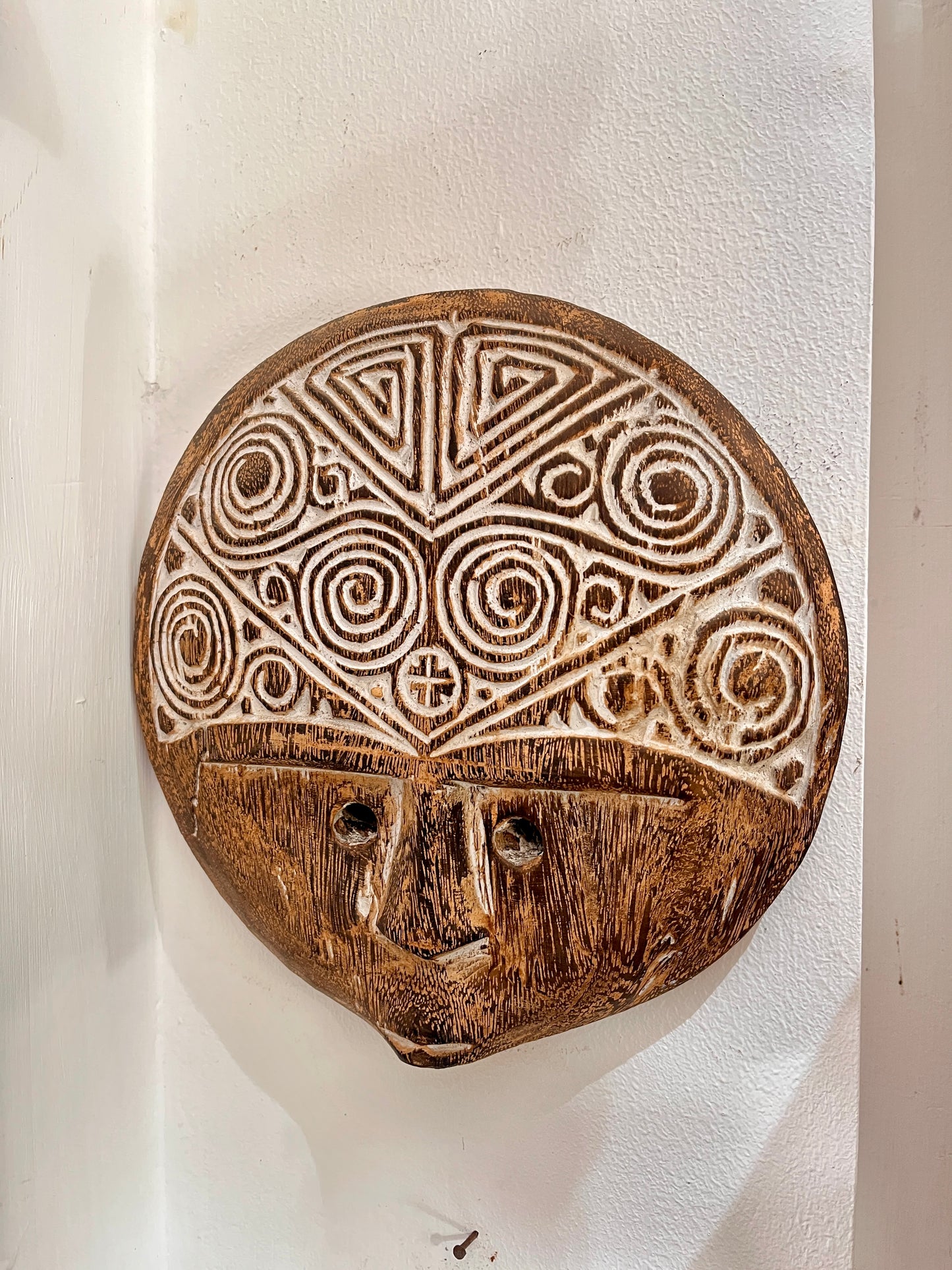 Wooden Timor Tribal Mask – Hand-Carved Wall Sculpture | handmade, gift, housewarming, wall decoration, handmade.