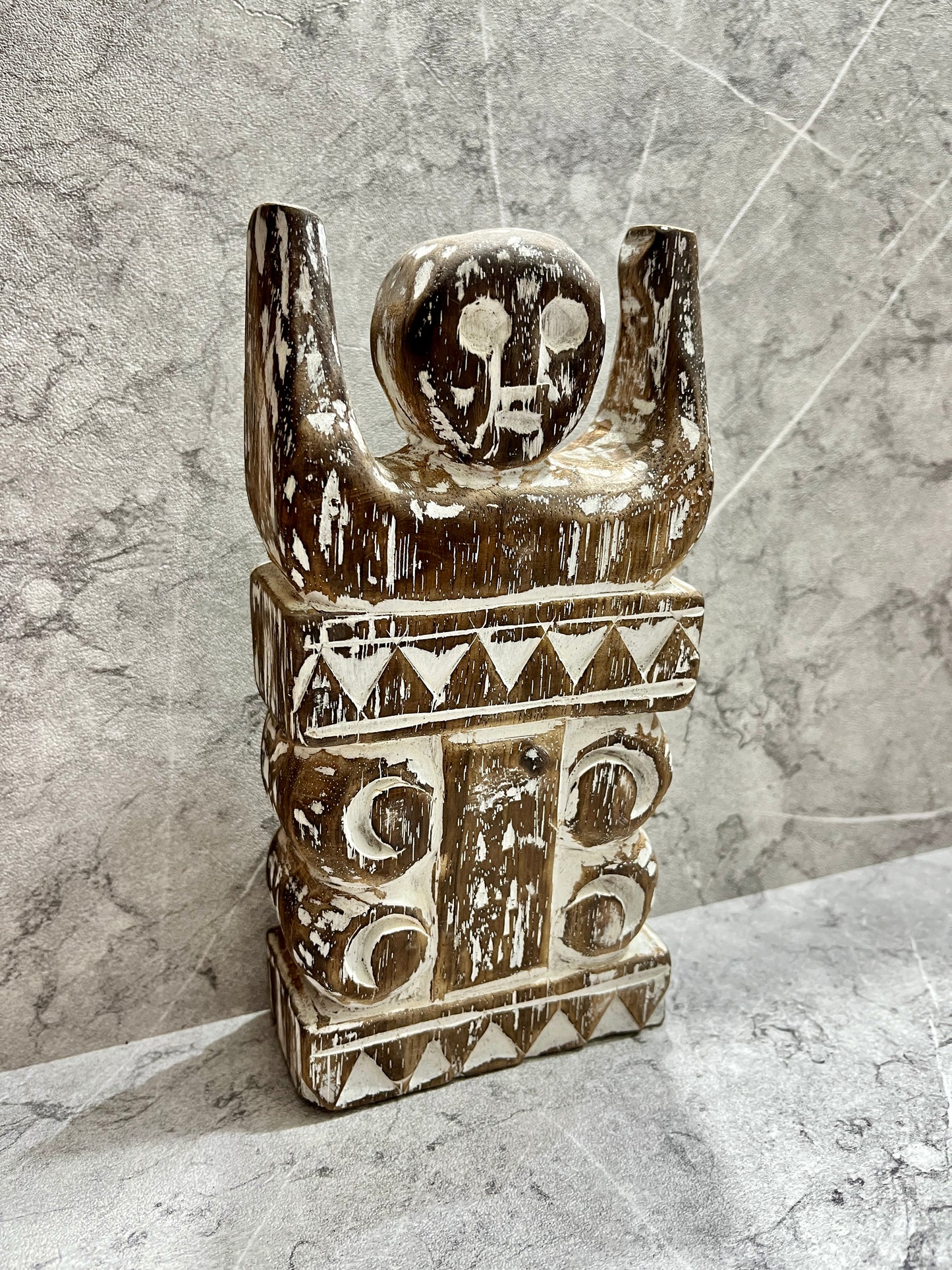 Hand-Carved Timor Tribal Sculpture: Ethnic Wooden Figurine